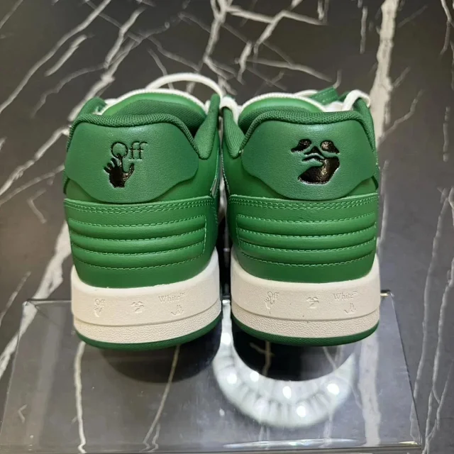 Unbranded Sneakers Low-Top with Arrow Side Appliqué and Chunky Lug Sole product detail image 92