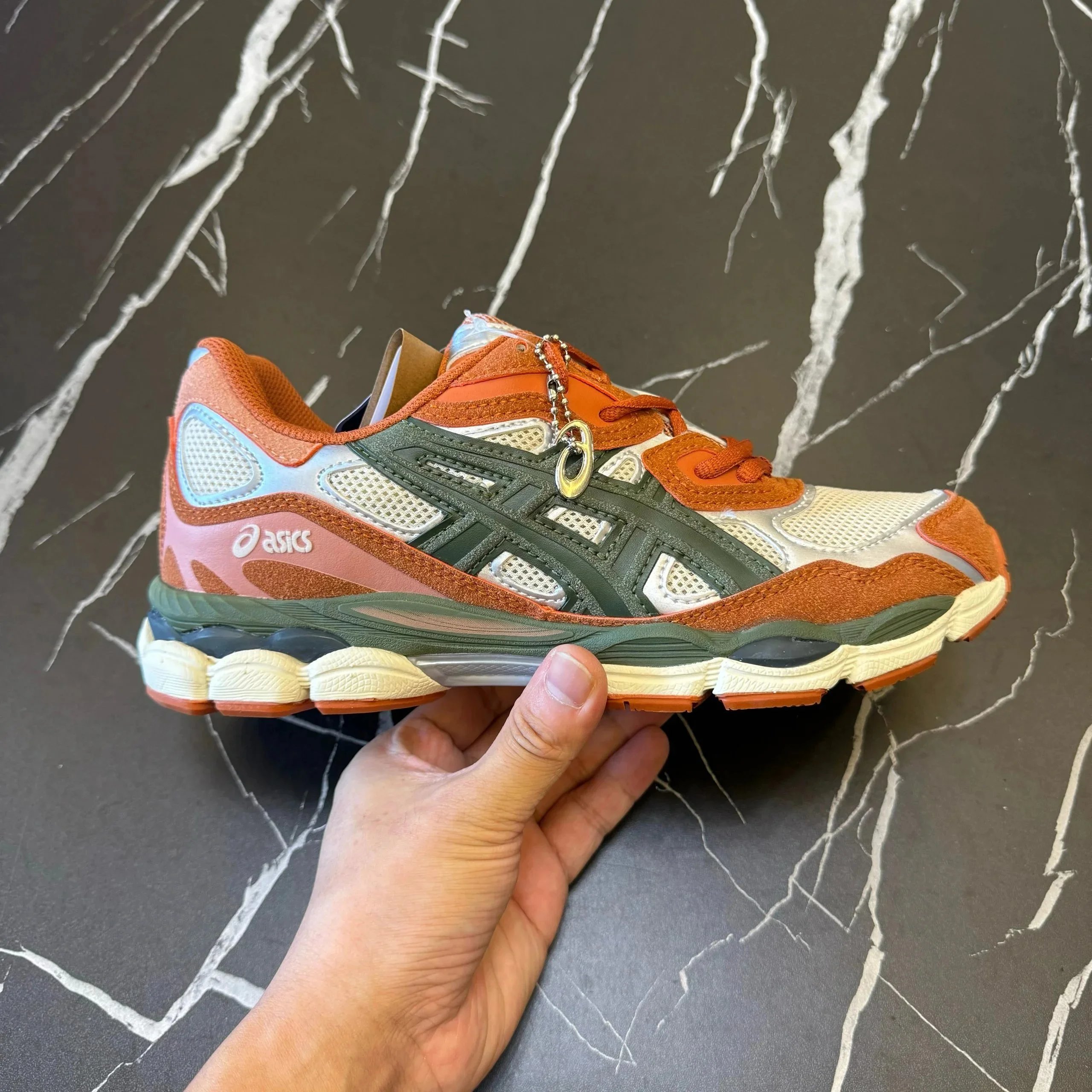 亚瑟士NYC砖红色2号色A789-251