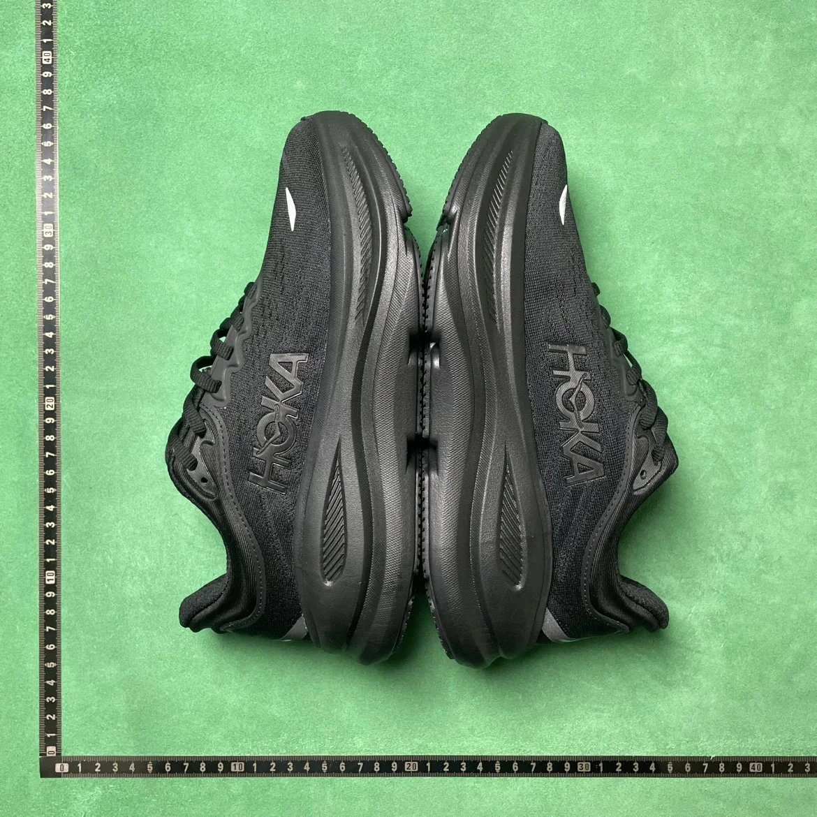 B3D 舒适柔软防滑耐磨低帮跑步鞋