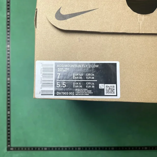 Nike Sneakers ACG Mountain Fly Low 2 product detail image 10