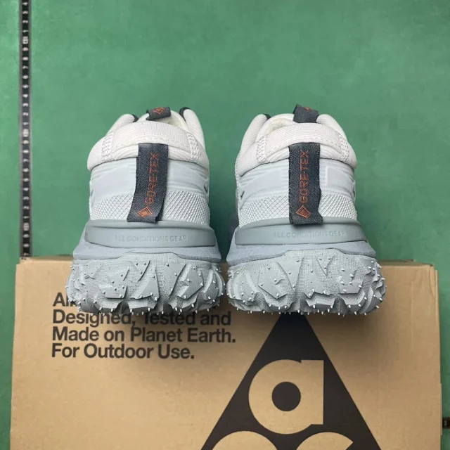 Nike Sneakers ACG Mountain Fly Low 2 product detail image 27