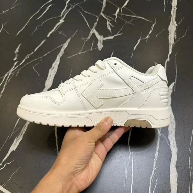 Unbranded Sneakers Low-Top with Arrow Side Appliqué and Chunky Lug Sole product detail image 50
