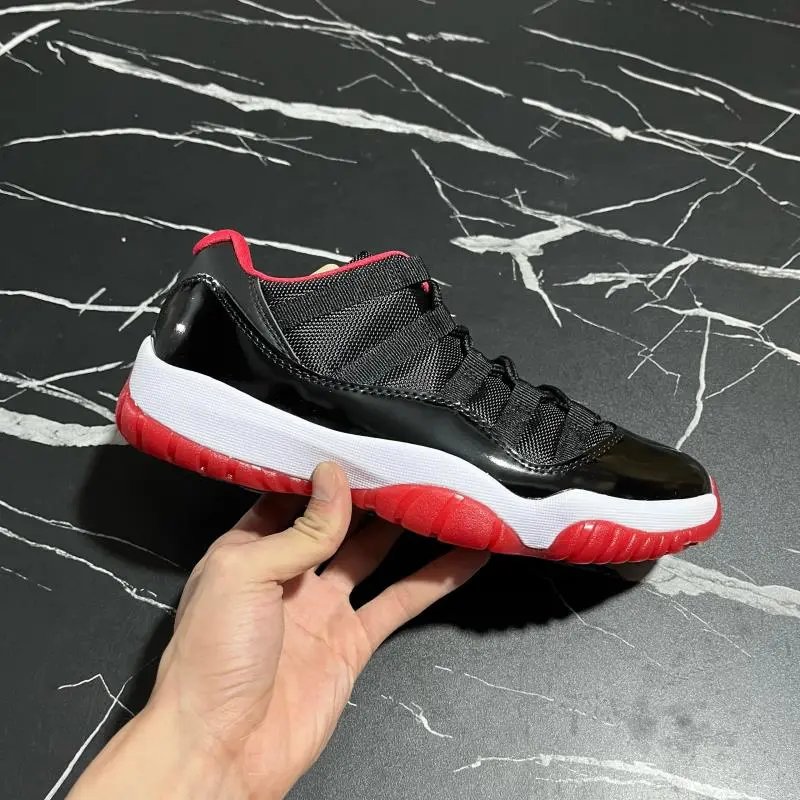 黑红 低 （男）