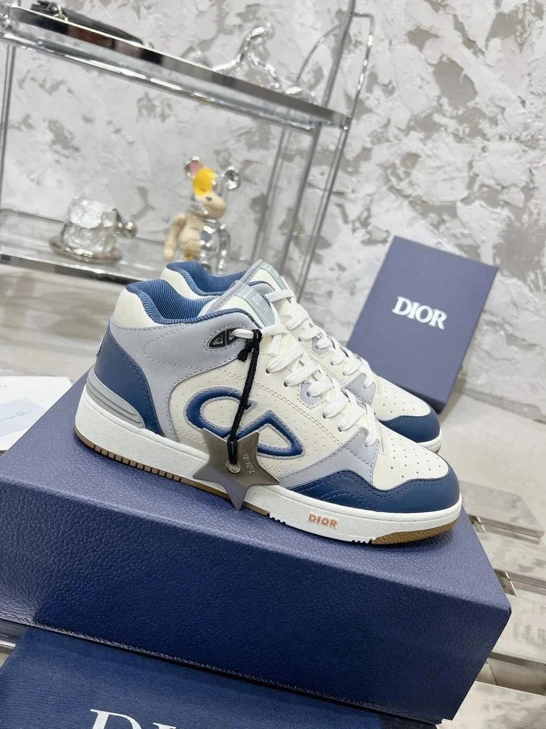 Dior B22 Pink Chunky Sneakers - 9