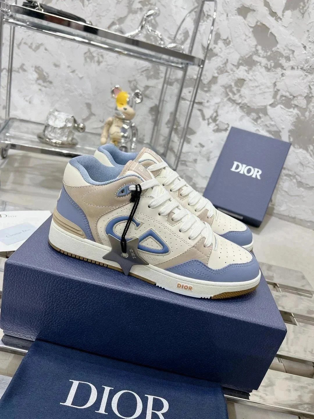 Dior B22 Pink Chunky Sneakers - 10