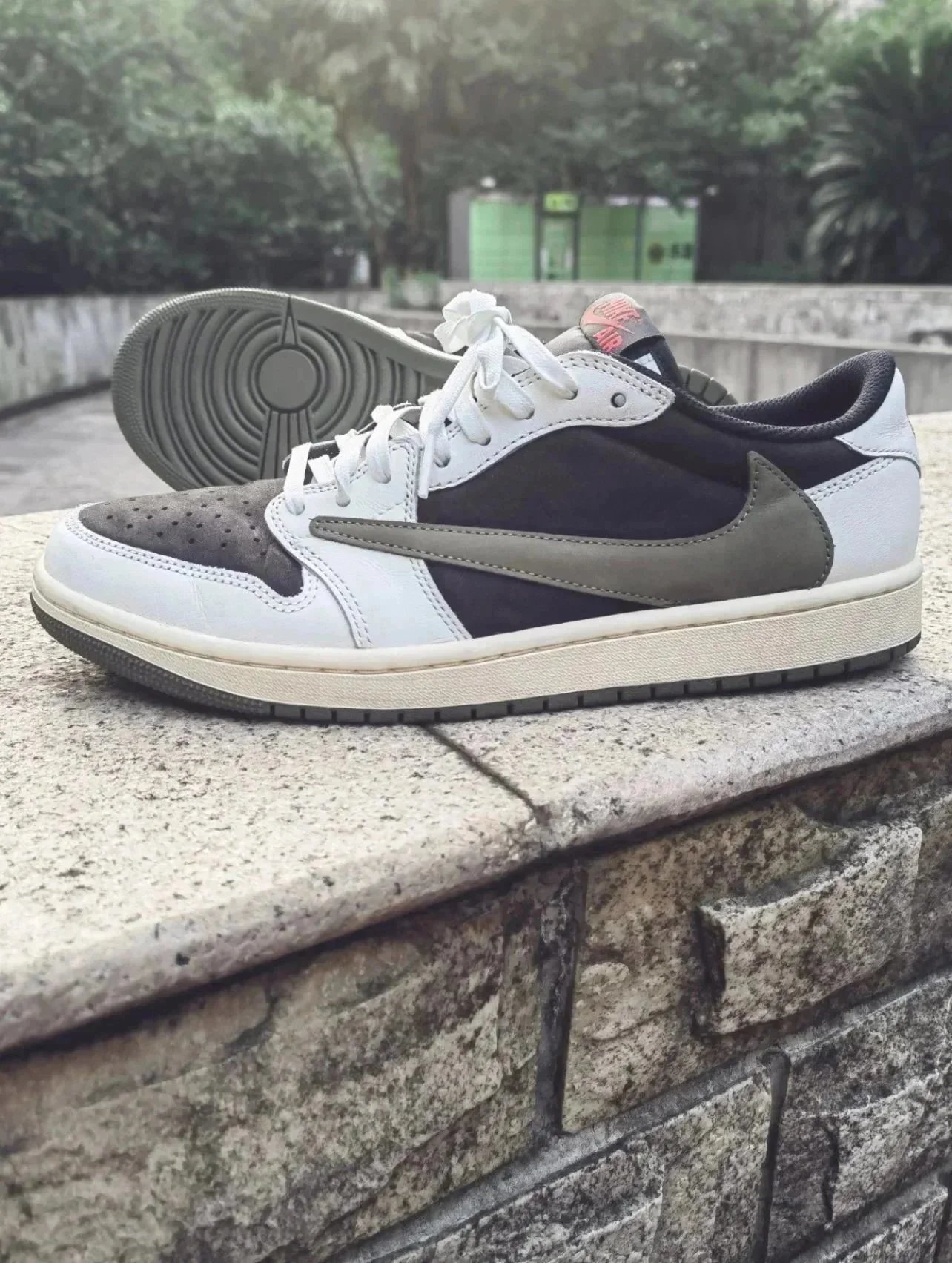 Nike x Travis Scott Air Jordan 1 Low OG 'Olive' Sneakers - 5