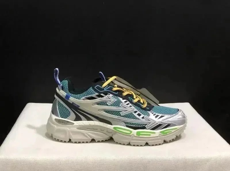 Balenciaga Triple S 