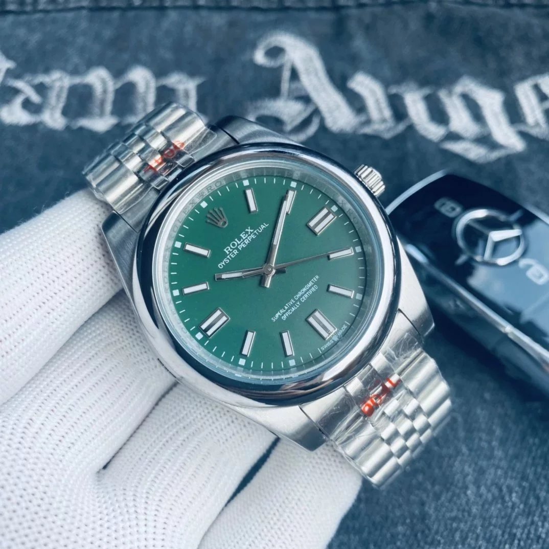 Silver Case · Green Dial · Steel Bracelet 41mm (Men’s Size) / Without full package