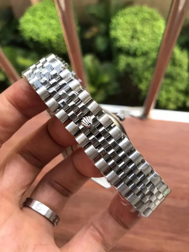 Rolex Watches Datejust fluted-bezel bracelet watch product detail image 44
