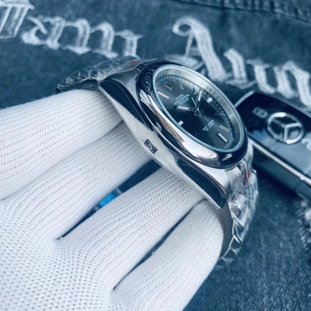 Rolex Watch: seller detail photo 12