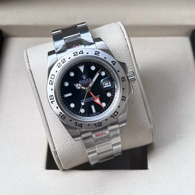Rolex Watch: seller detail photo 4
