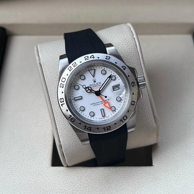 Rolex Watch: seller detail photo 5