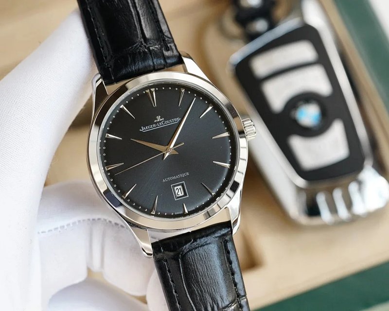 Watch from Yongwan