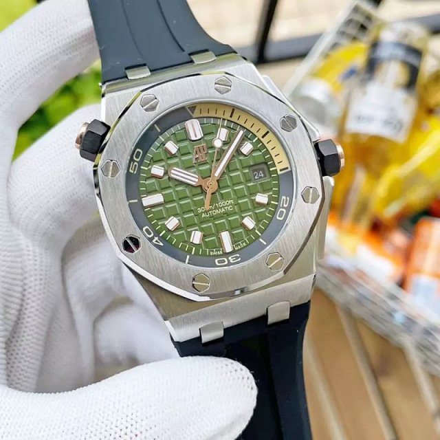 Audemars Piguet Watch: seller detail photo 1