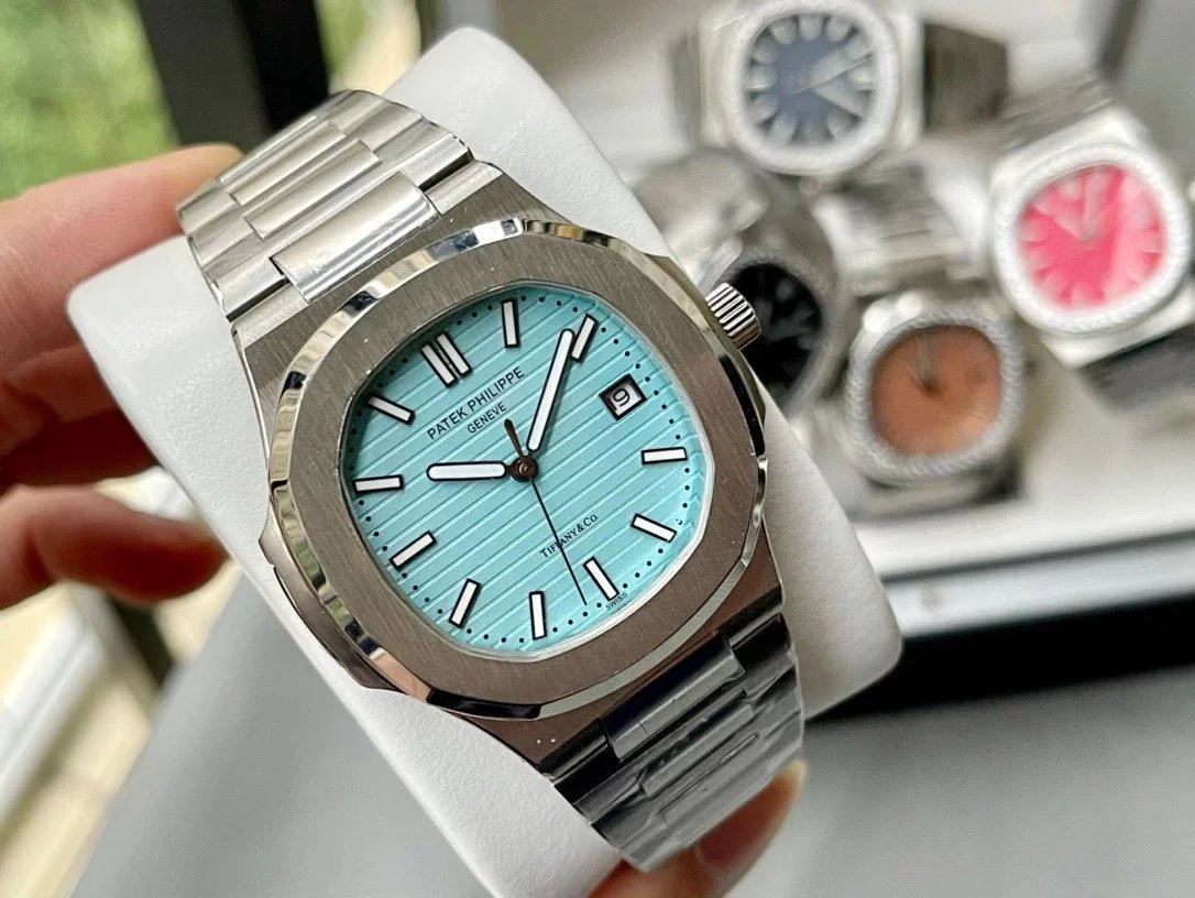 [Special Offer] Patek Philippe Nautilus 5711 40mm Sapphire Men's Mechanical Watch Steel Belt Watch Wansheng Production Morning Night Light Birthday Gift Watch Men's Mechanical Watch Men's Sports Watch Men's Mechanical Watch Waterproof Calendar