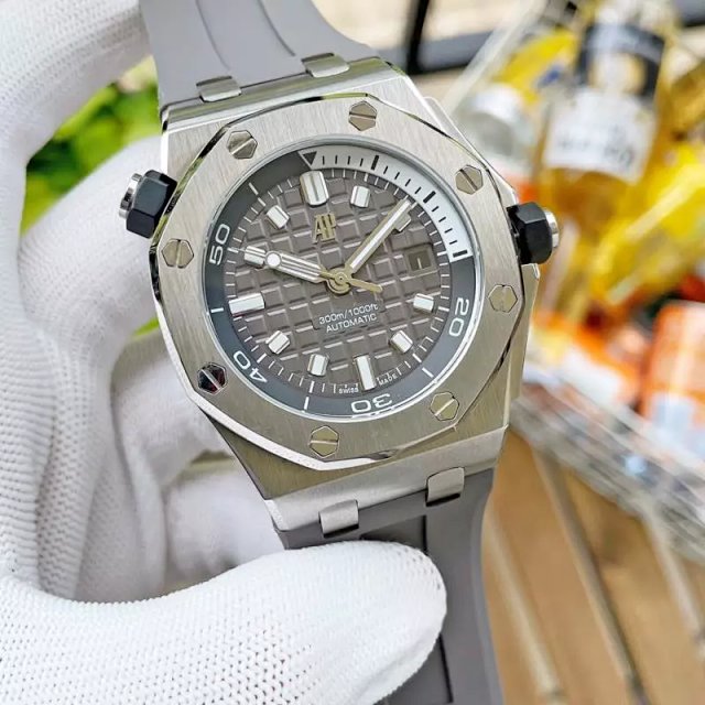 Audemars Piguet Watch: seller detail photo 4