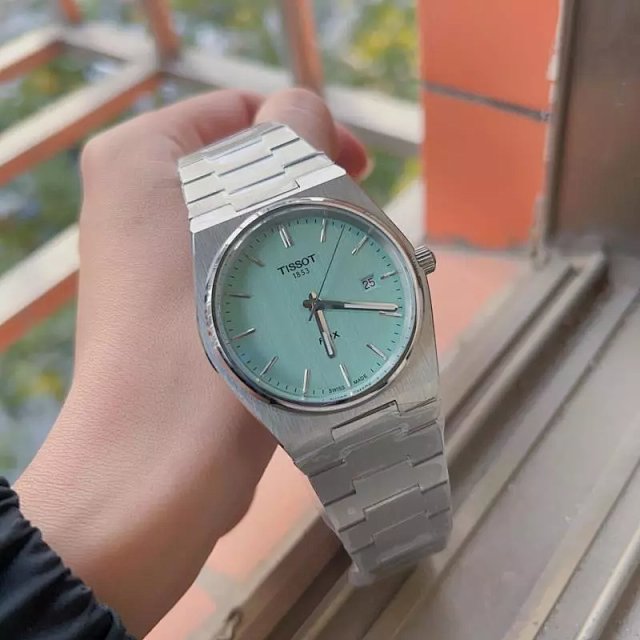 Tissot Watch: seller detail photo 8