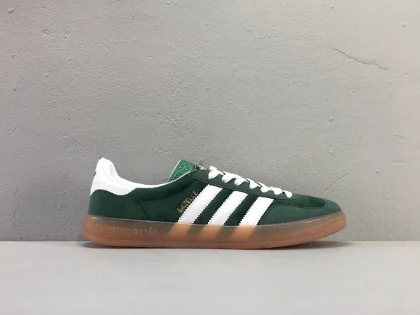 Adidas Originals Samba OG Black / White Suede Sneakers - 25