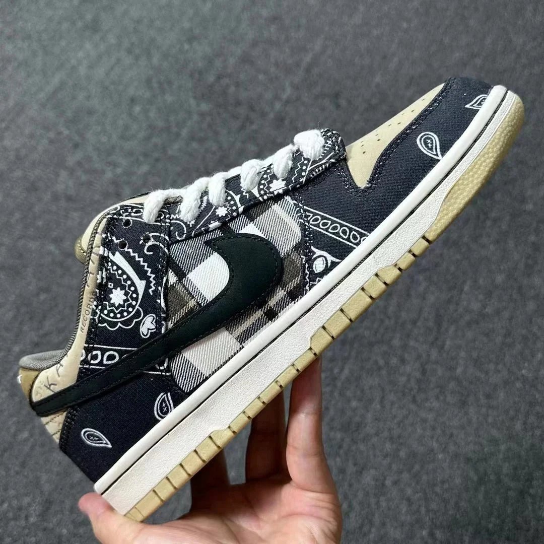 M-size DUNK SB Checkerboard SKU image