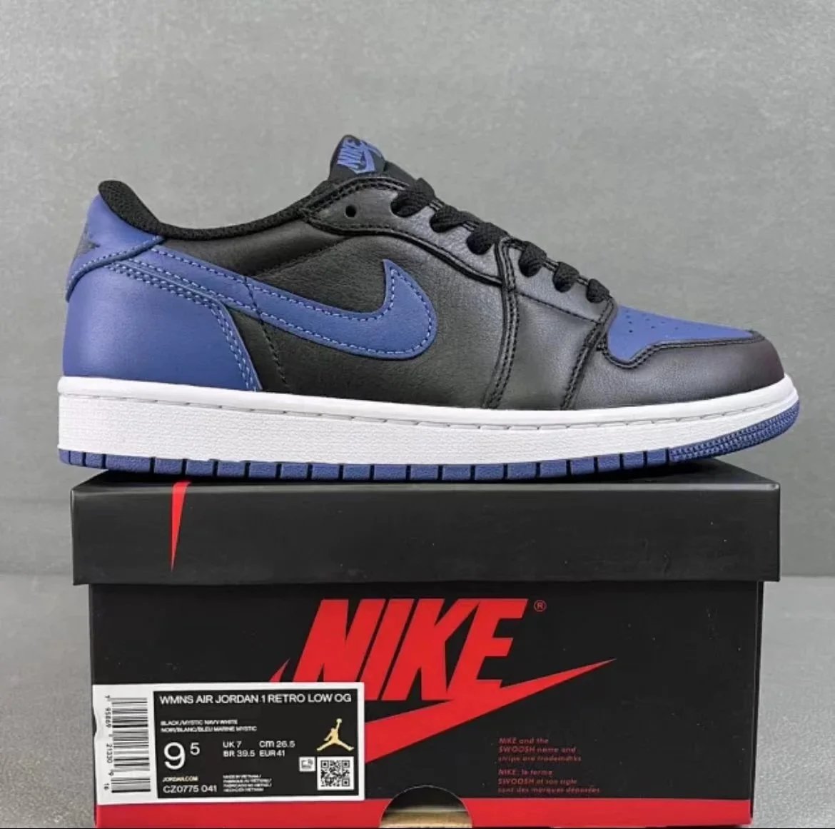 AJ1 LOW OG Black Blue CZ0775-041