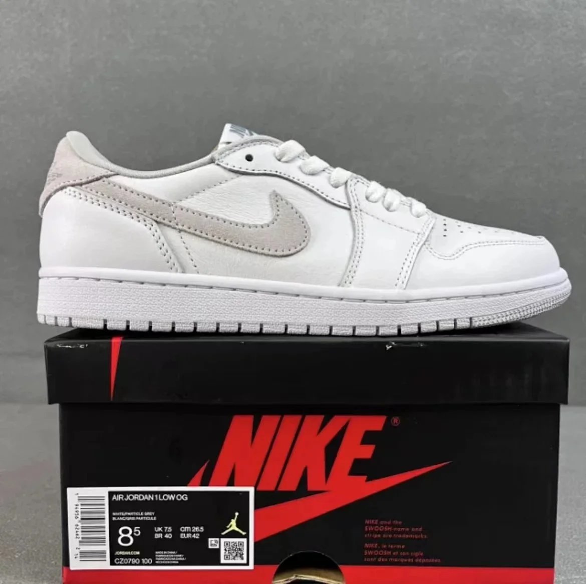 AJ1 LOW OG gray white CZ0790-100
