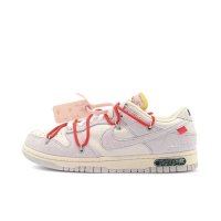 NO.33 Red shoe with light pink buckle