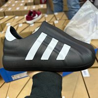 shell head hole shoes： black