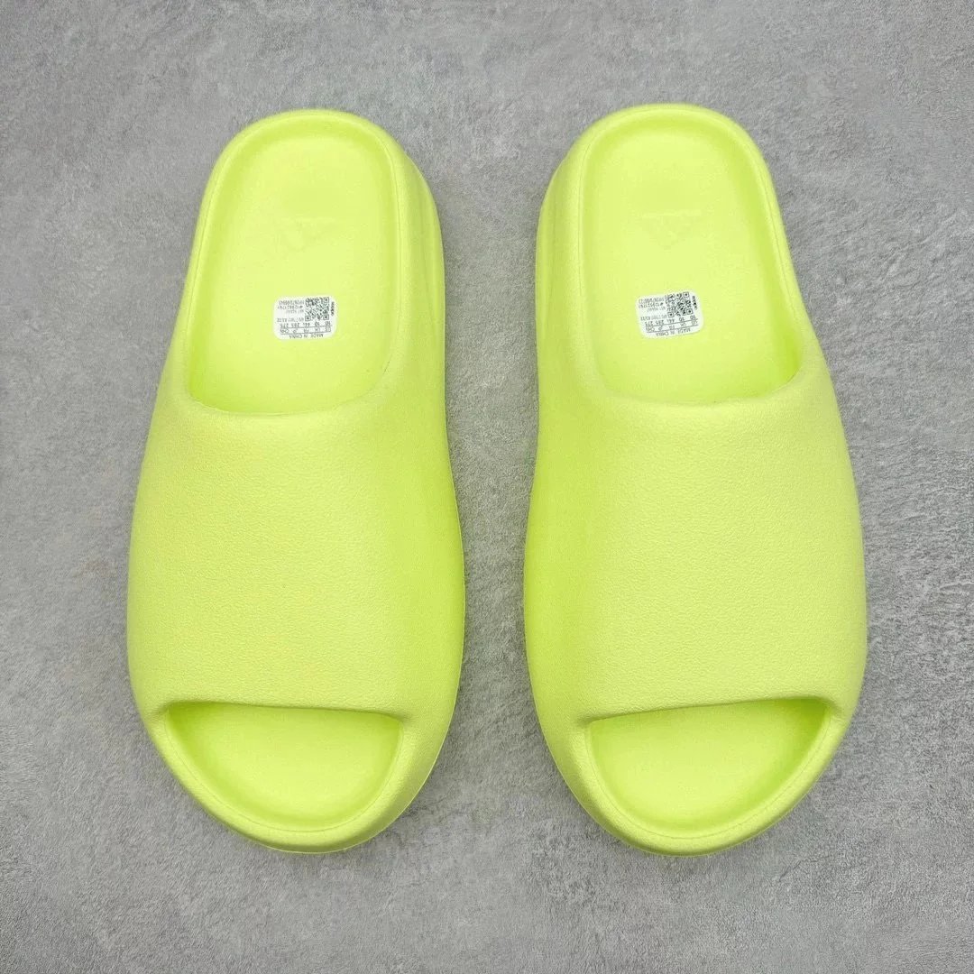LW Grade B Slippers Apple Green/Matte [HQ6447] SKU image
