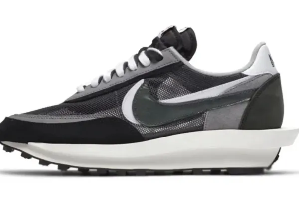 Nike x Sacai VaporWaffle Black / Gray Sneakers - 1