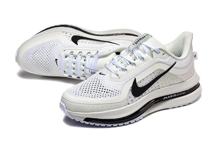 Casual shoes fly * horse