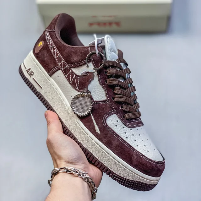 Nike Sneakers Low-Top Lace-Up product detail image 8