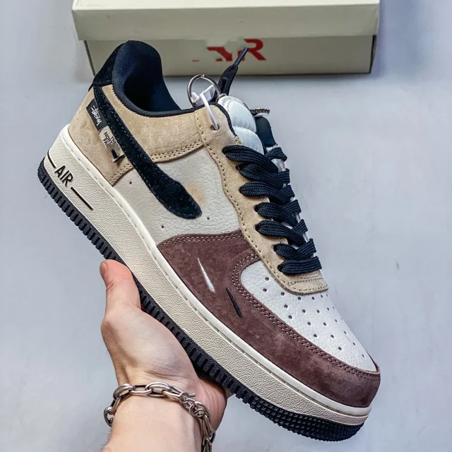 Nike Sneakers Low-Top Lace-Up product detail image 11