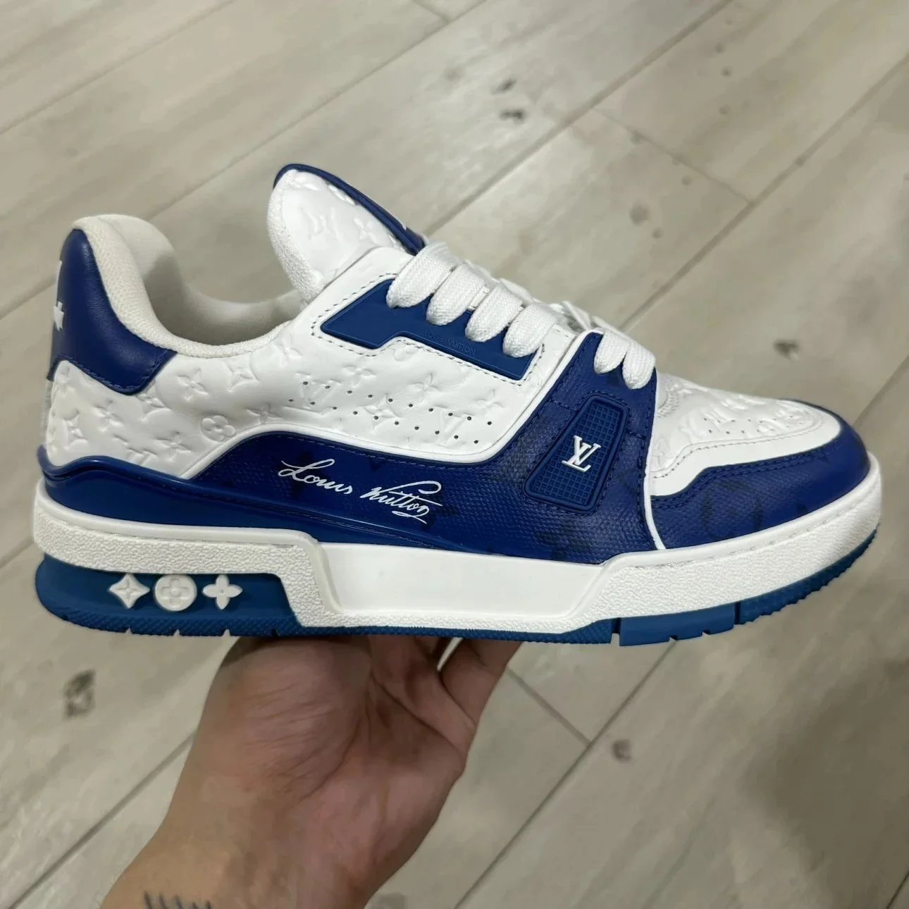 Trainer Cushioned Low-Top Sneaker photo 2