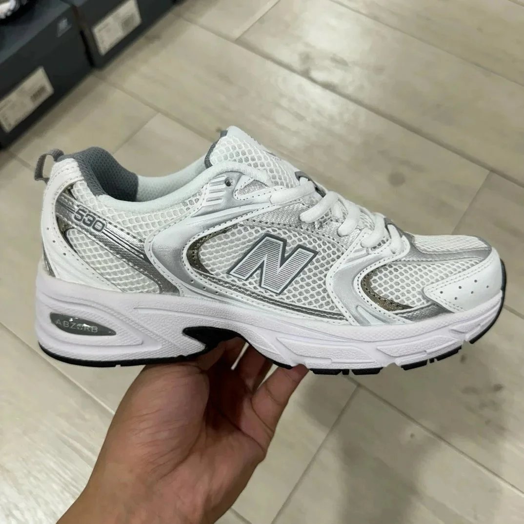 New Balance 530 · 2
