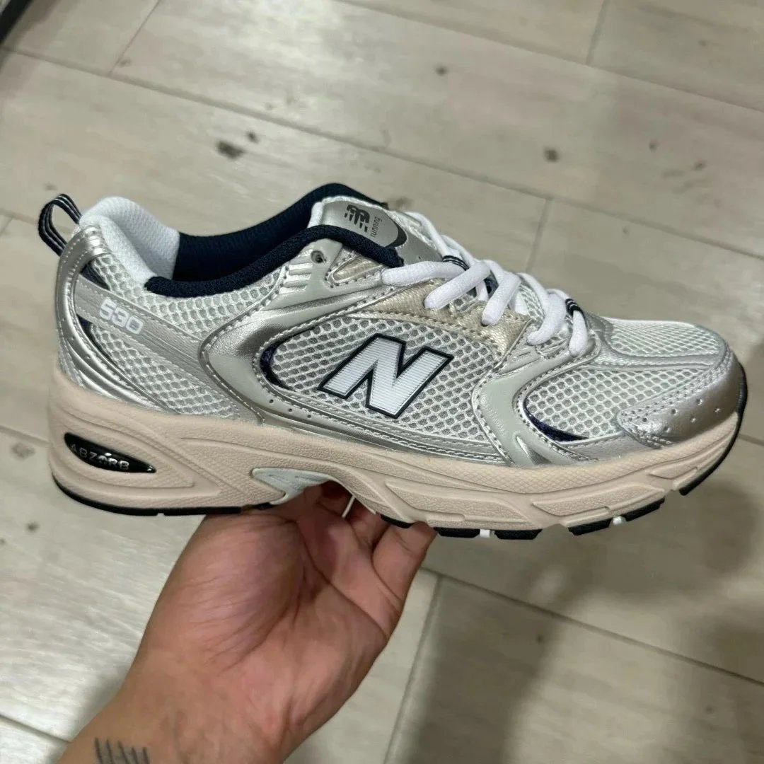 New Balance 530 · 3