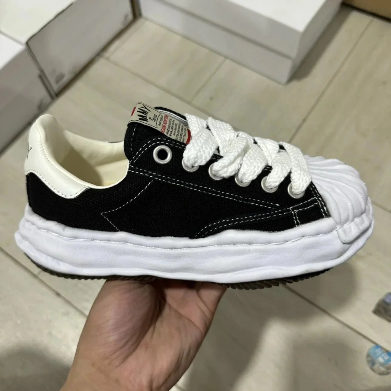 American Style Casual Sneakers
