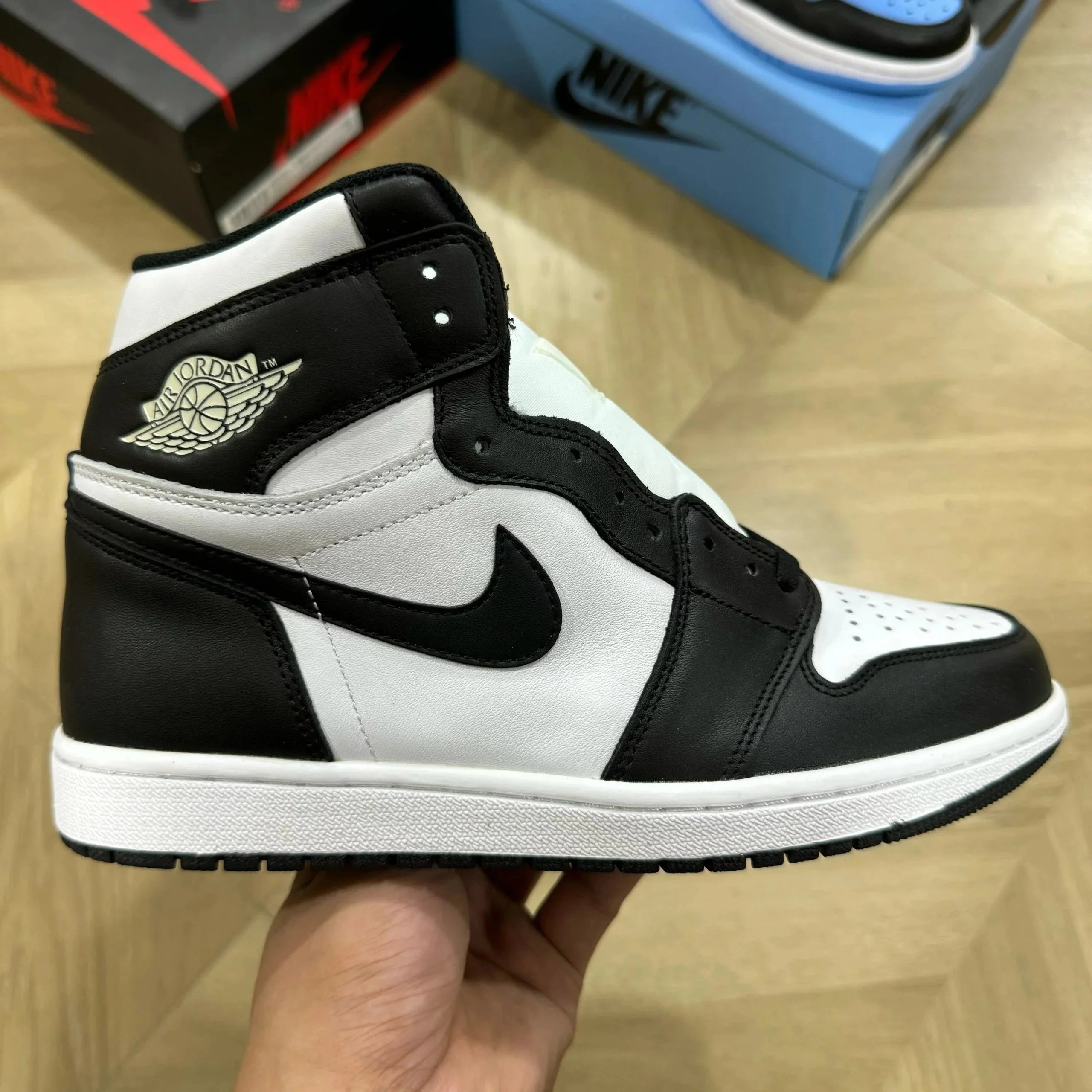 4 Black and White Pandas