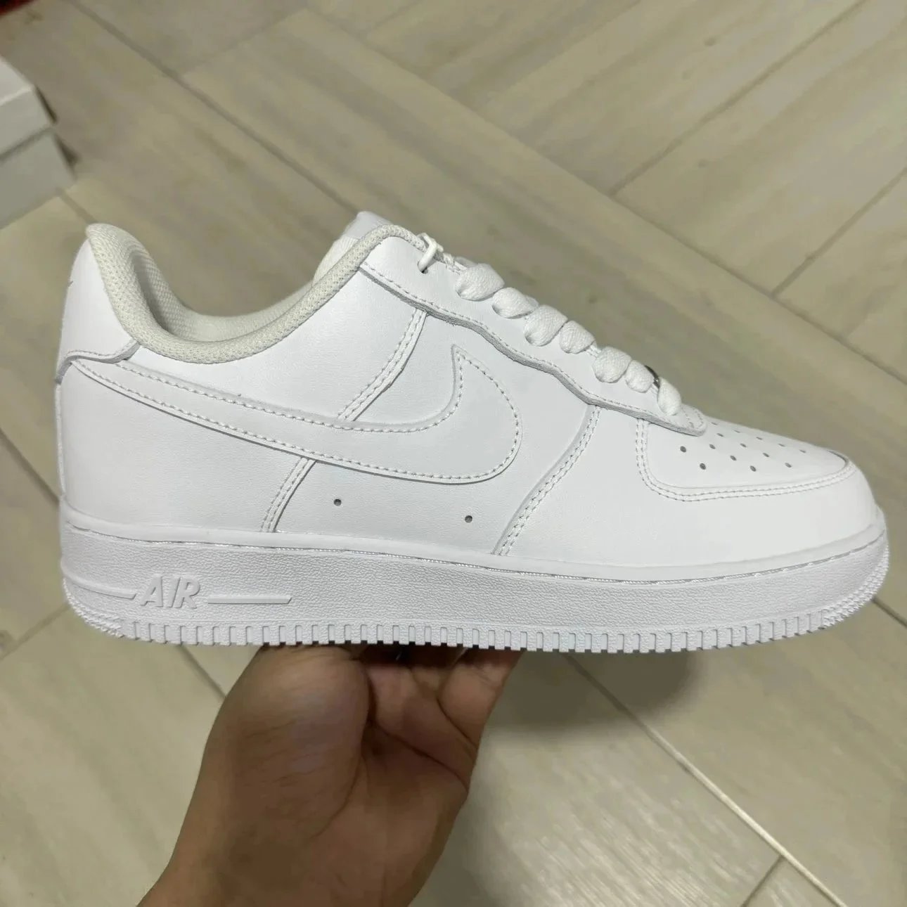 AF1 Low Black · 3