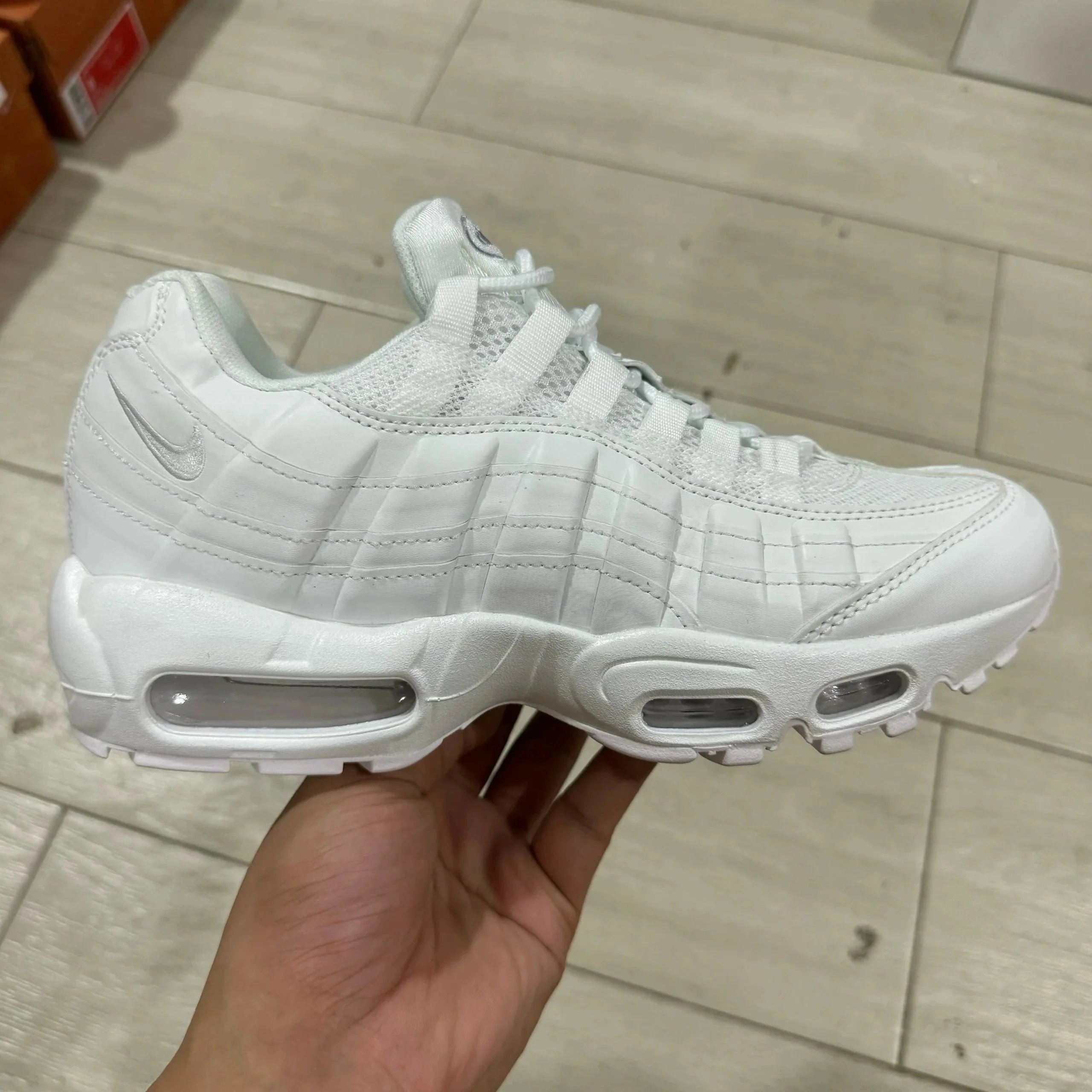 Nike Air Max 95 Sneakers - 9/23