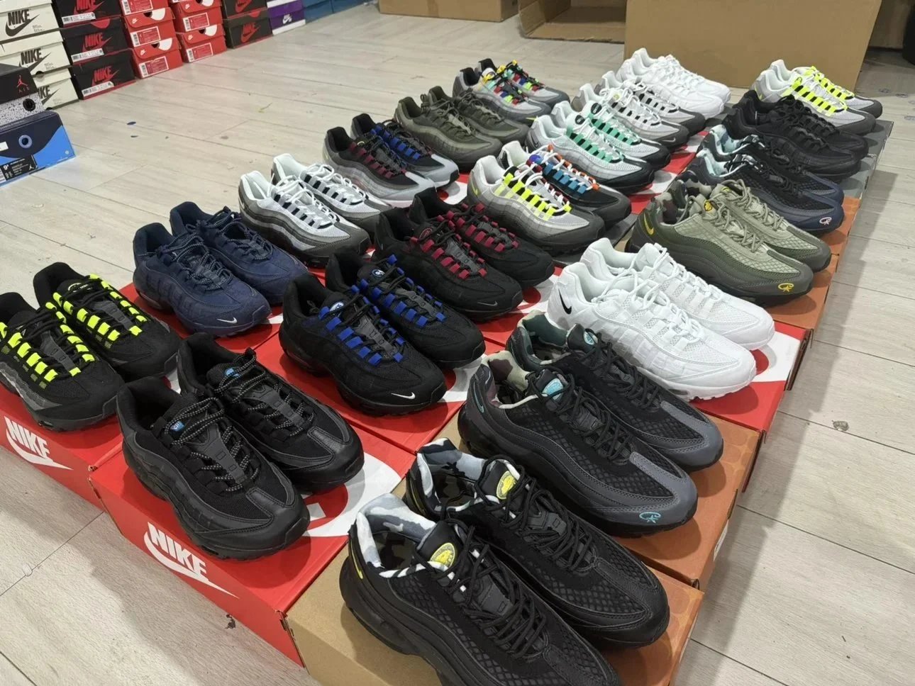 Nike Air Max 95 Sneakers - 2/23