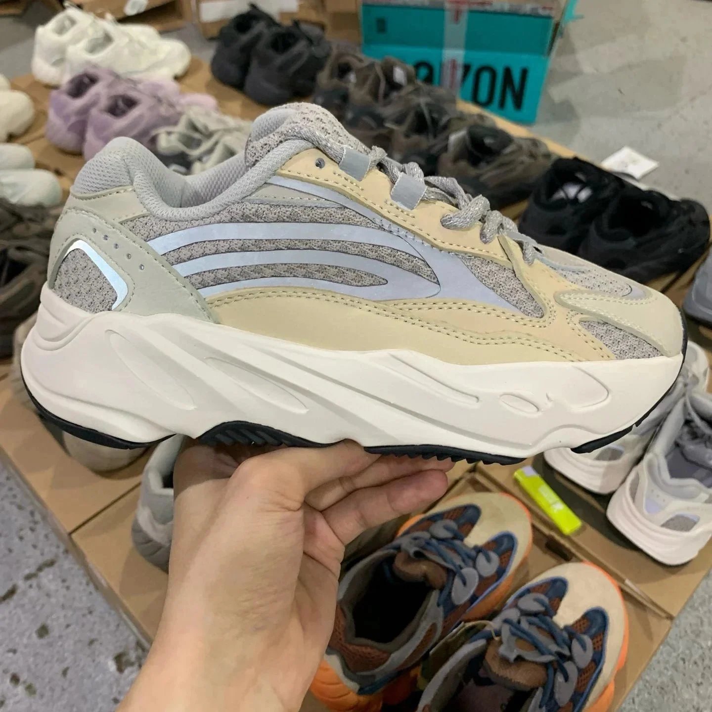 Yeezy 700 · 6