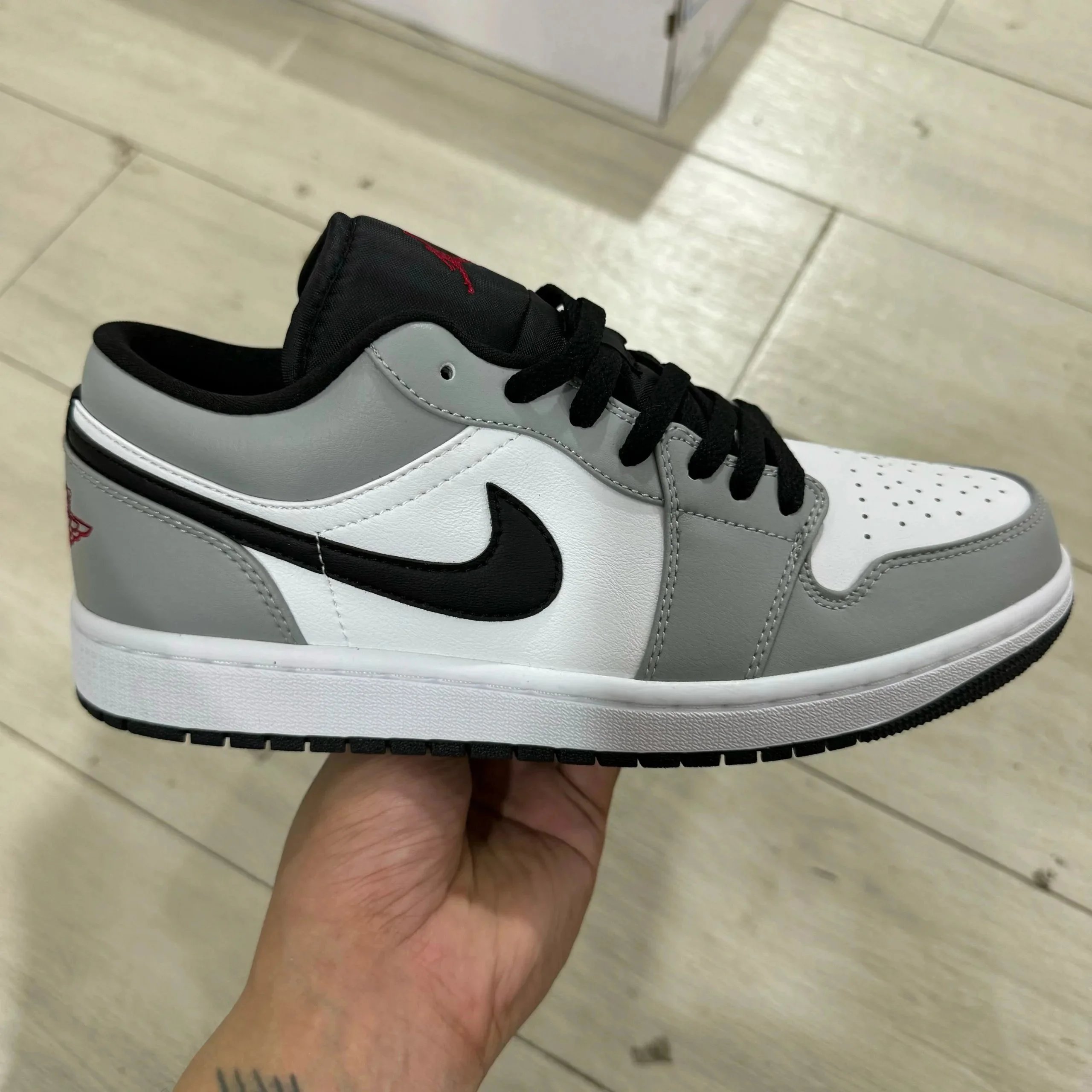 Jordan 1 Lows · 6