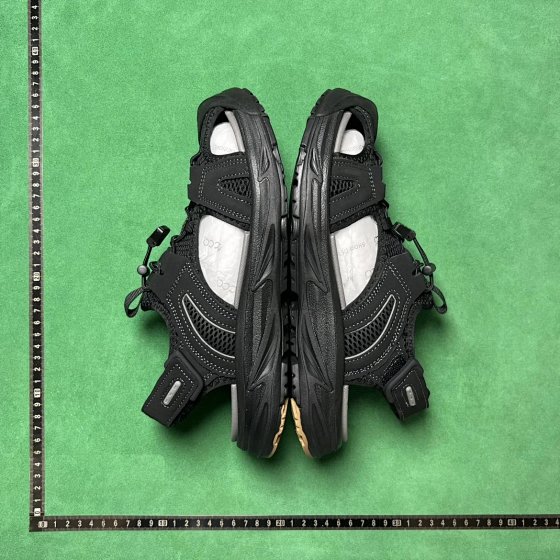 B5D Comfortable Breathable Soft Sole Outdoor Driving Two-Way Wear Beach Sandals