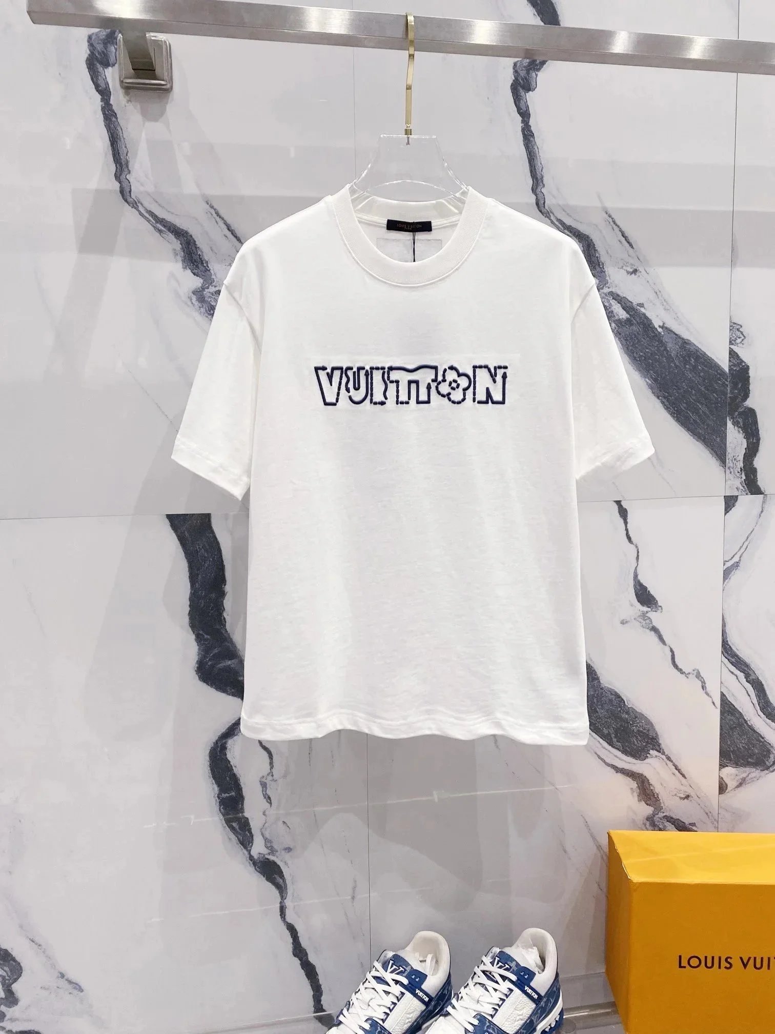 Louis Vuitton T-Shirts Short-Sleeve Logo T-Shirt — 69