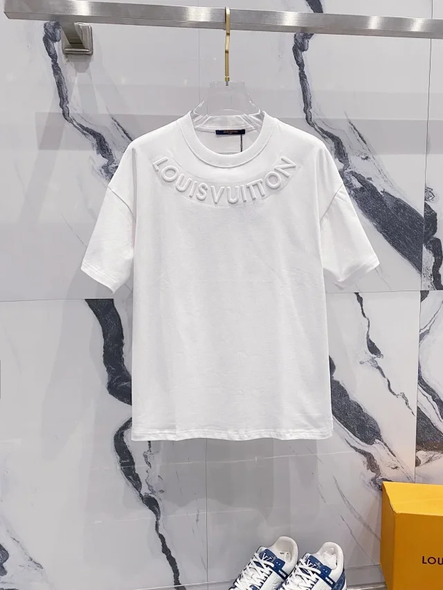 Louis Vuitton T-Shirts Short-Sleeve Logo T-Shirt product detail image 5