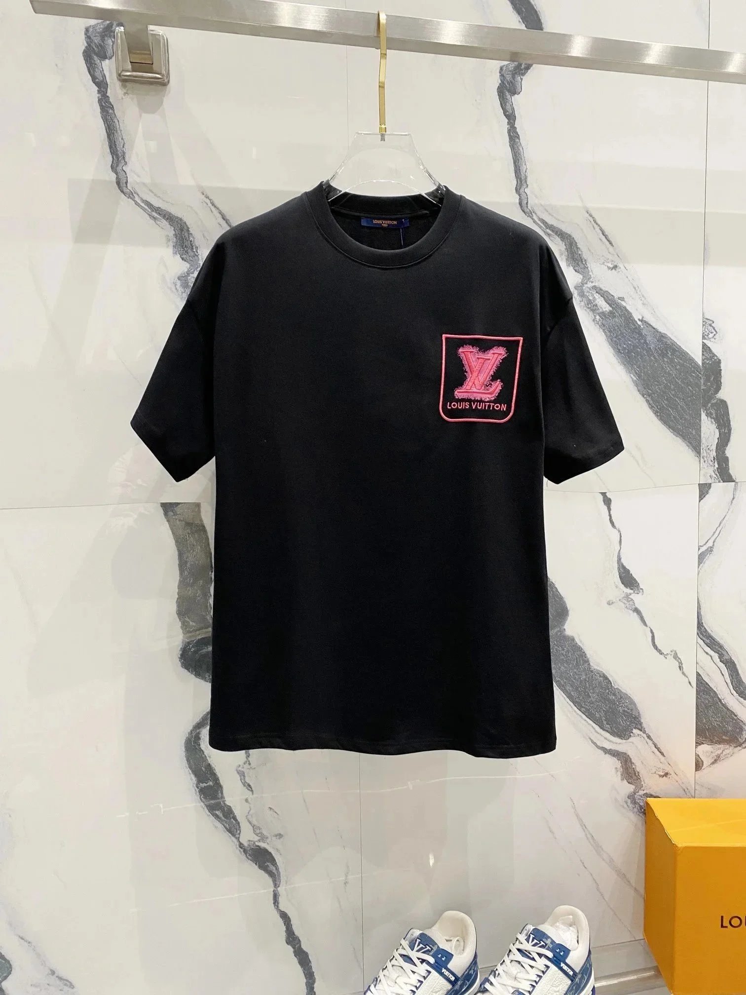 Louis Vuitton T-Shirts Short-Sleeve Logo T-Shirt — 50