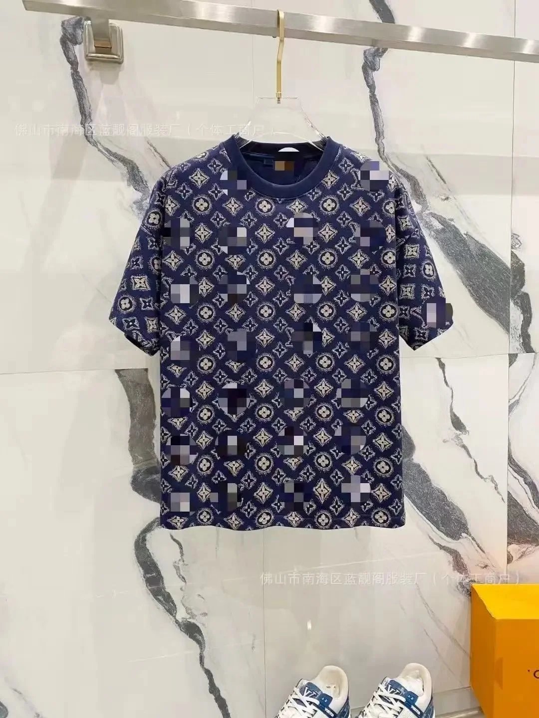 Louis Vuitton T-Shirts Short-Sleeve Logo T-Shirt — 37