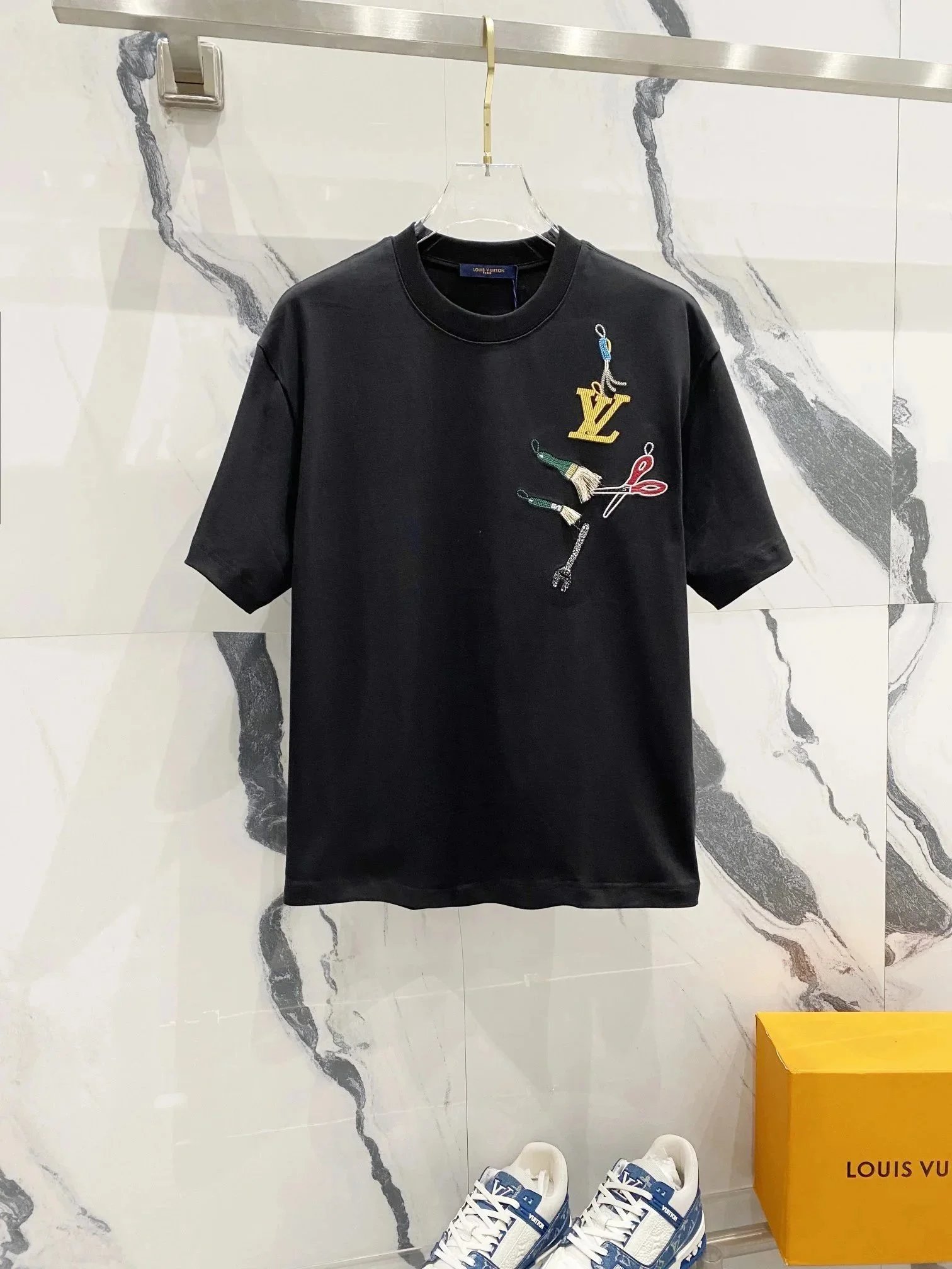 Louis Vuitton T-Shirts Short-Sleeve Logo T-Shirt — 68