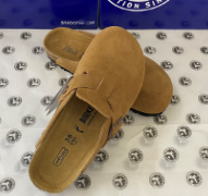 Birkenstock Slippers Boston Buckle Clogs — Camel color/cow suede