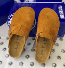 Birkenstock Slippers Boston Buckle Clogs — Deep chestnut/Cow suede